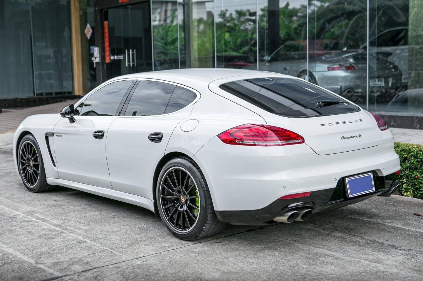 Porsche Panamera 3.0 SE-Hybrid ปี2015