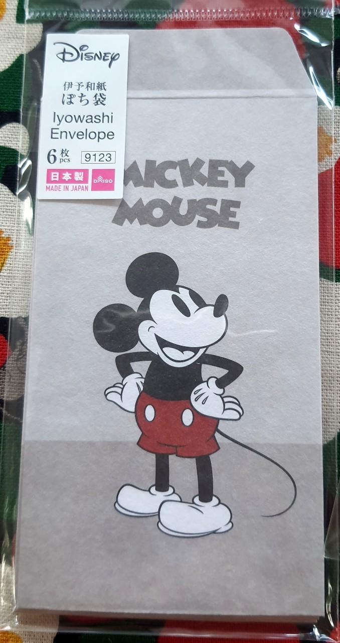 Mickey mouse มิกกี้เม้าส์ ของแท้จากญี่ปุ่น!! ซองจดหมาย ซองอั่งเปา Disney ซองปีใหม่ ดิสนีย์ MADE IN JAPAN Size : 6.5 x 11.5 cm 6 ซอง