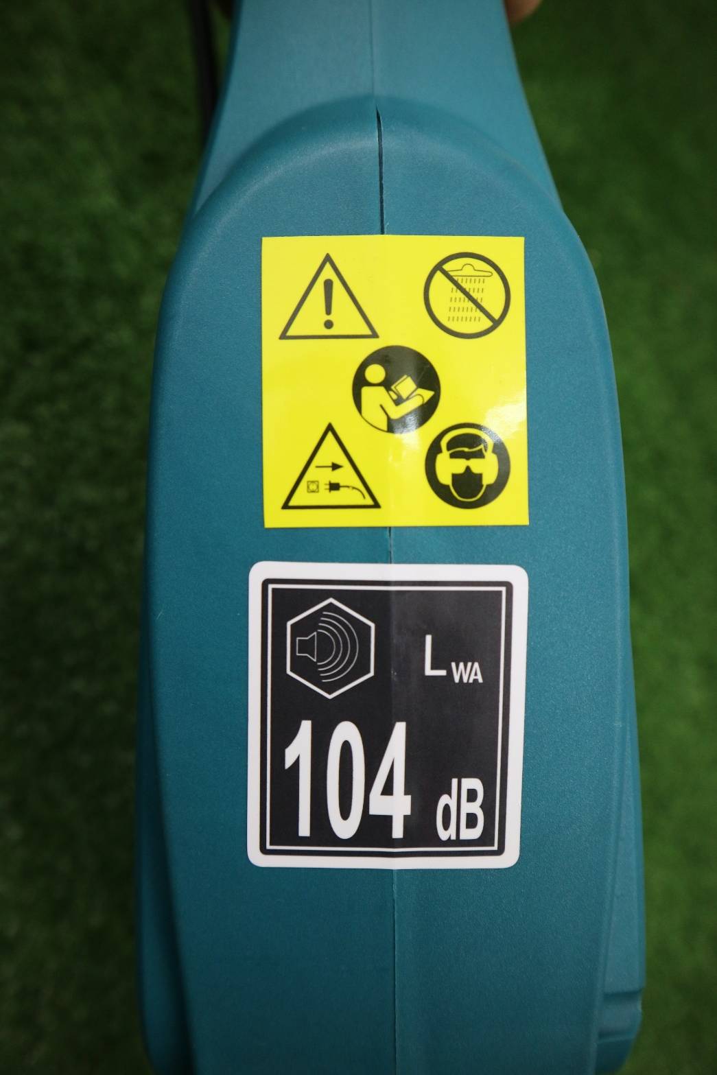 BERALA เครื่องตัดแต่งพุ่มไม้ 800W BL-444 สายไฟยาว 10 เมตร