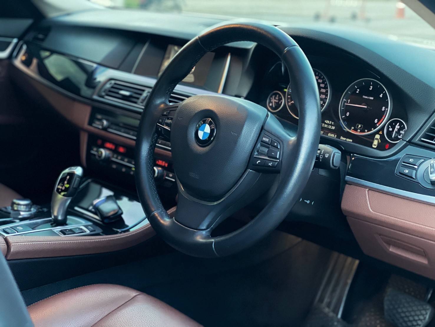 BMW 520d Lci โฉมใหม่แล้ว F10 ปี 2016