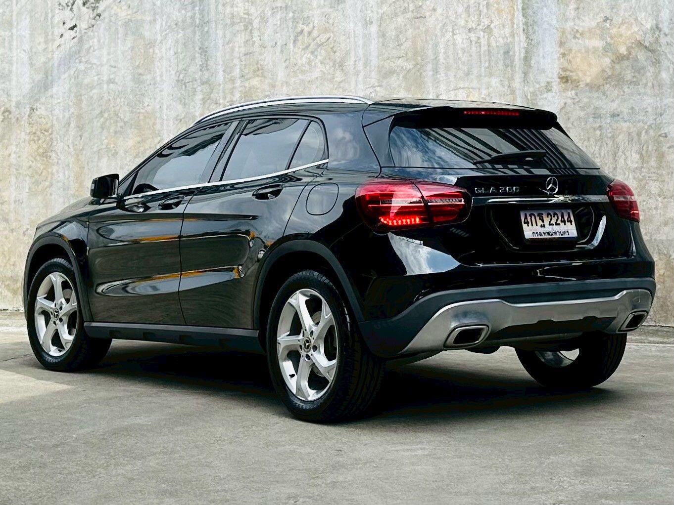 Mercedes-Benz GLA200 W156 ปี 2020
