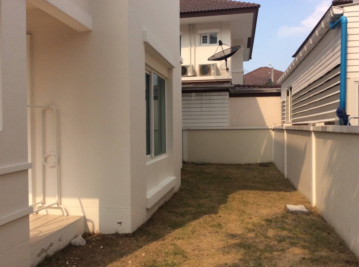ขายบ้านเดี่ยว เดอะเซนโทร รัตนาธิเบศร์