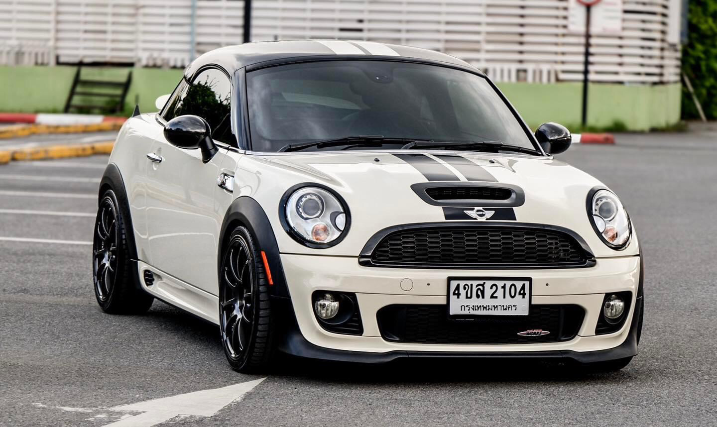 Mini Cooper S Coupe R58 JCW Package ปี 2012