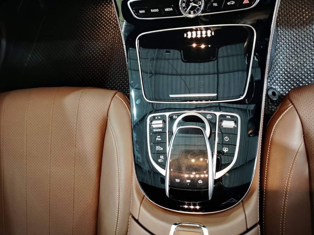 MERCEDES BENZ E300e AVANTGRADE ปี 2020