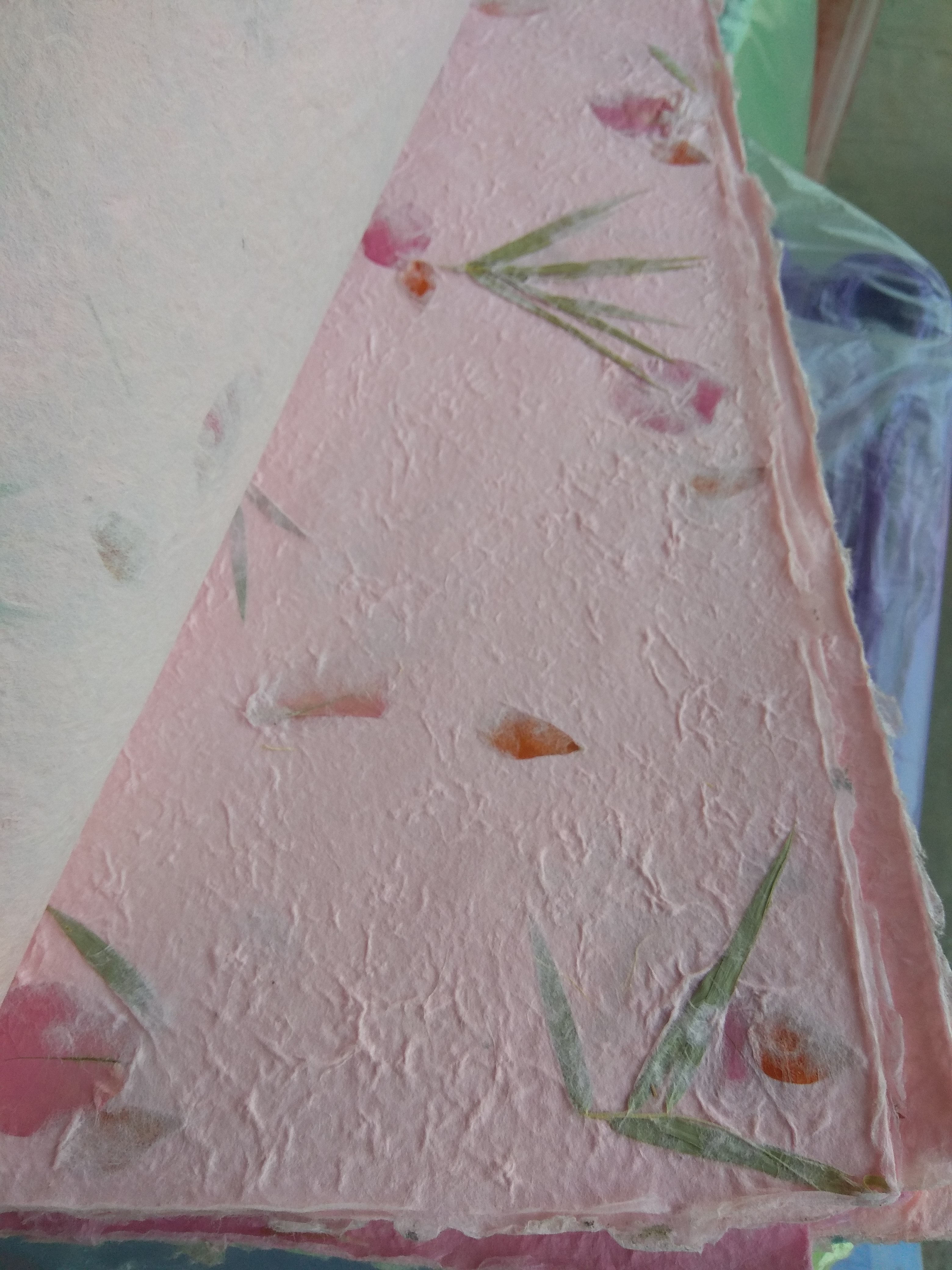 กระดาษสา หนา แบบขรุขระ มีดอกไม้ในตัว ไม่ขายปลีก เลือกสีทักไลน์