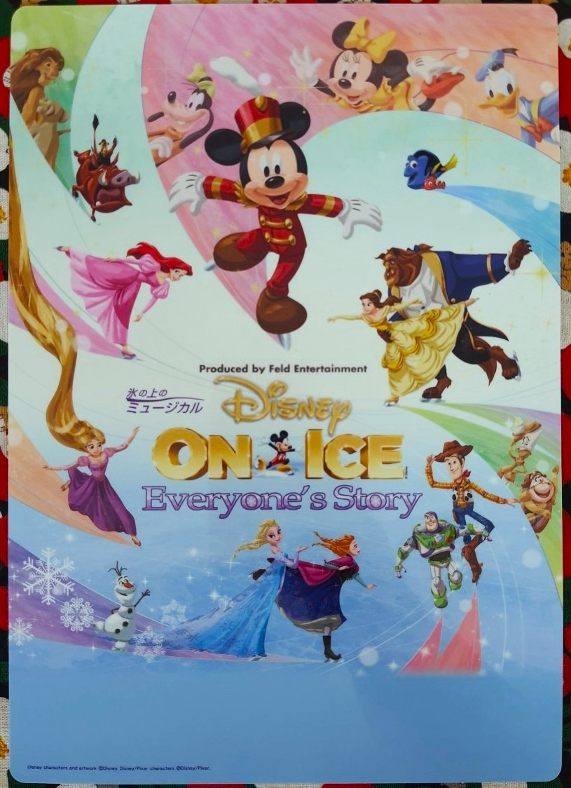 แผ่นรองเขียน Disney ON ICE everyone's Story ดิสนีย์ออนไอซ์ จากญี่ปุ่น PVC Size : 21 x 29.5 cm