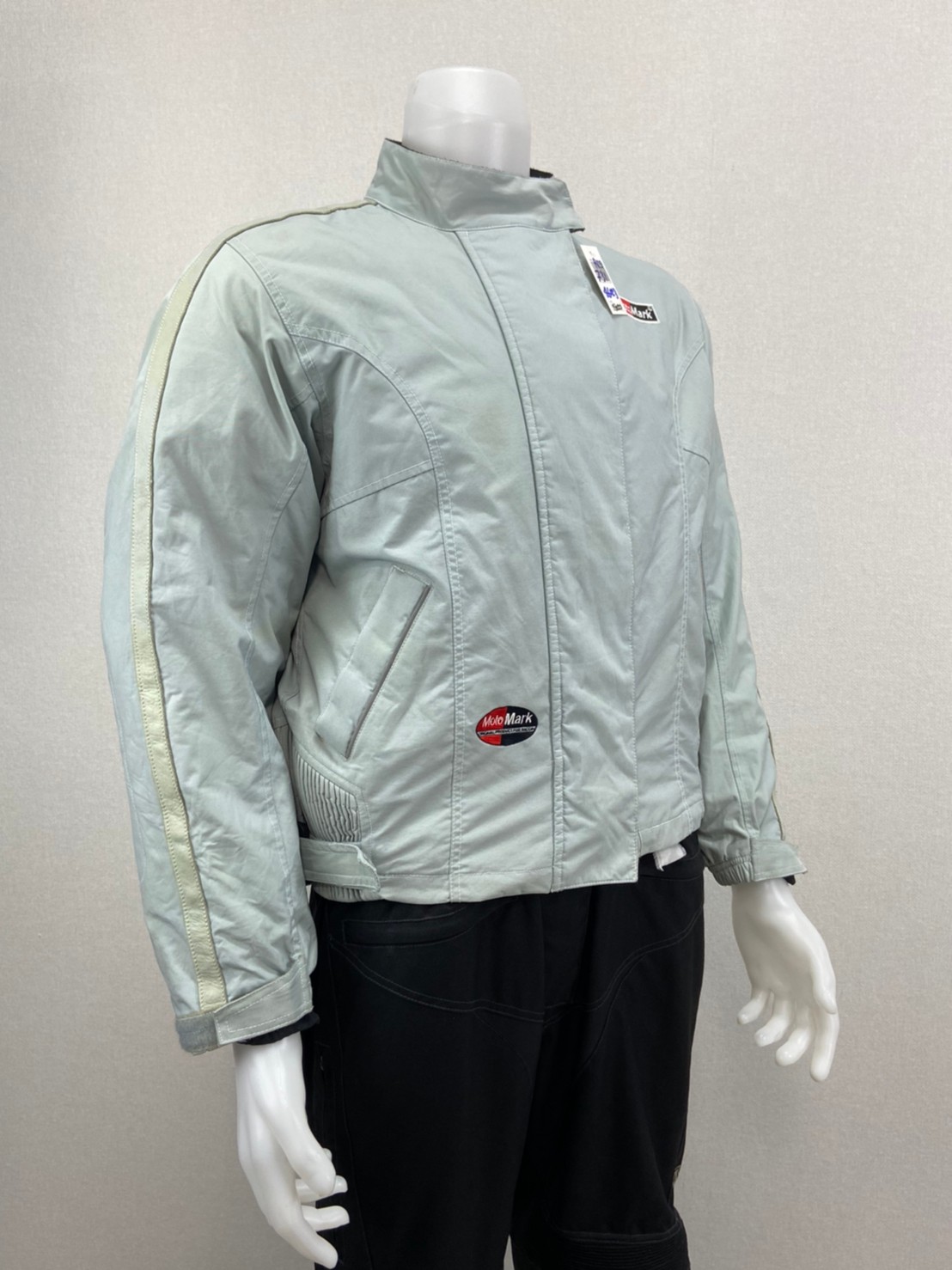 เสื้อขี่มอเตอร์ไซด์( มือสอง) RCS 731: อก 46" ยาว 23" ** MOTOMARK**