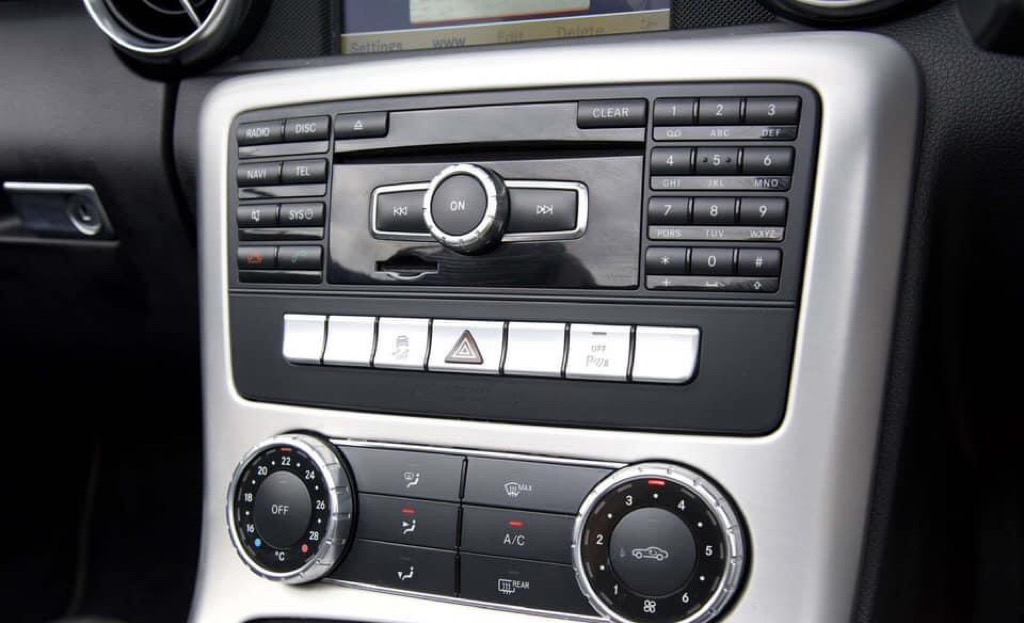 Mercedes-Benz SLK200 AMG ปี 2012 จดทะเบียน 2013