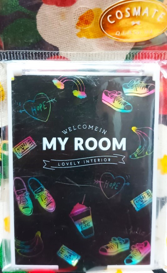 COSMATE กระจกแบบพกพา ของแท้จากญี่ปุ่น MADE IN JAPAN Size : 6 x 8.5 cm