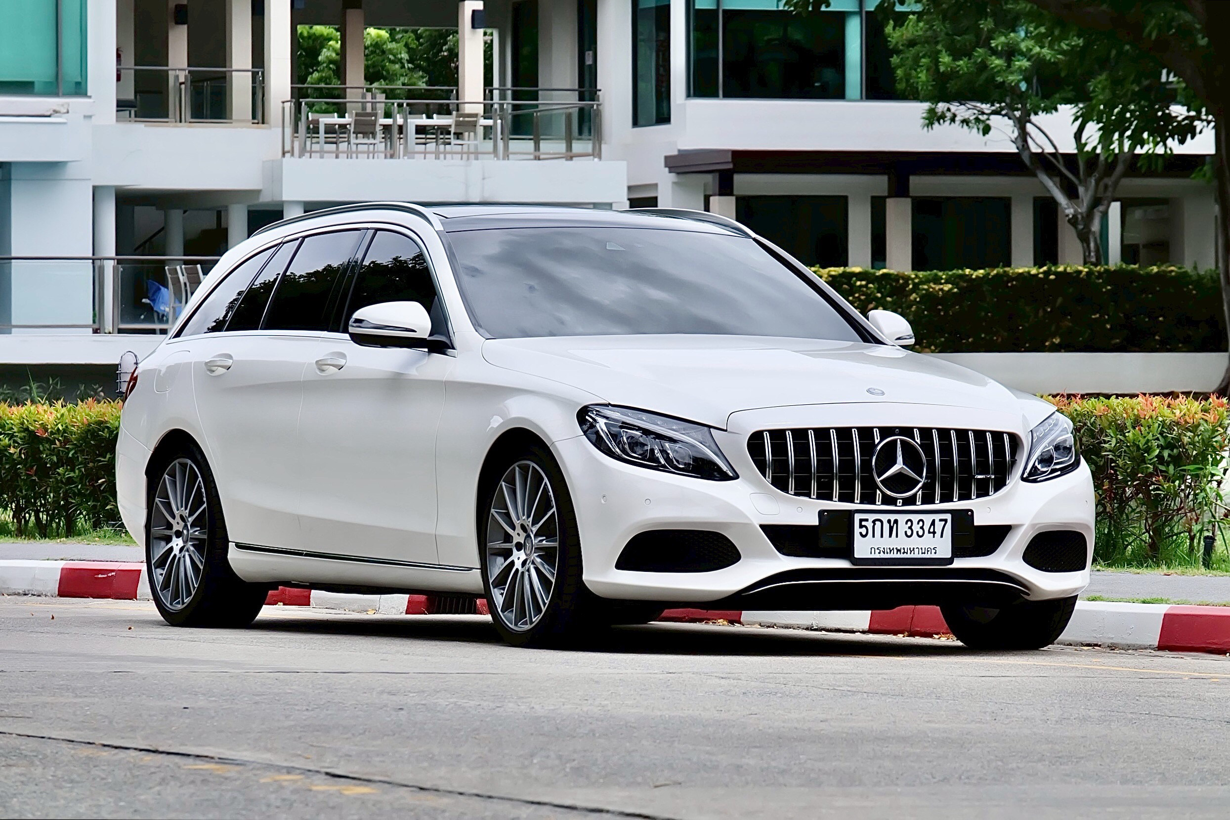 Mercedes Benz C350e AMG Dynamic Estate ปี 2016