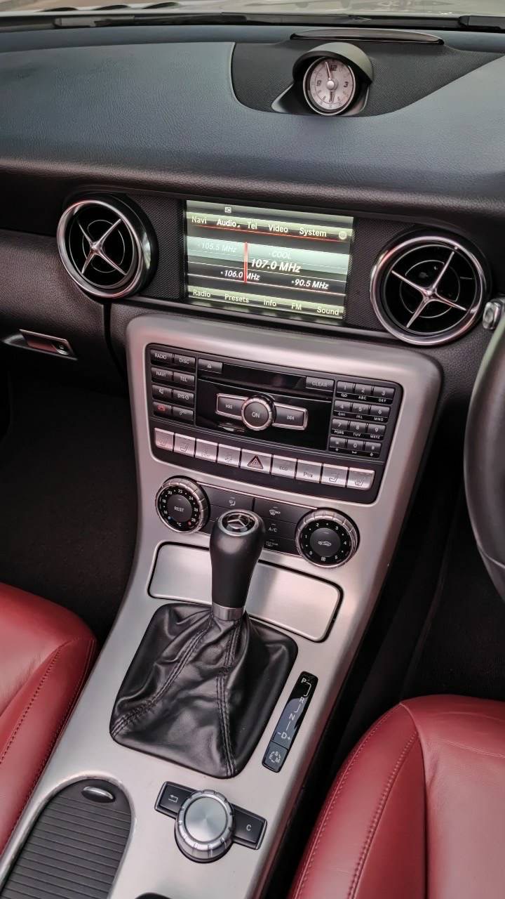 Mercedes Benz SLK 200 AMG ปี2012