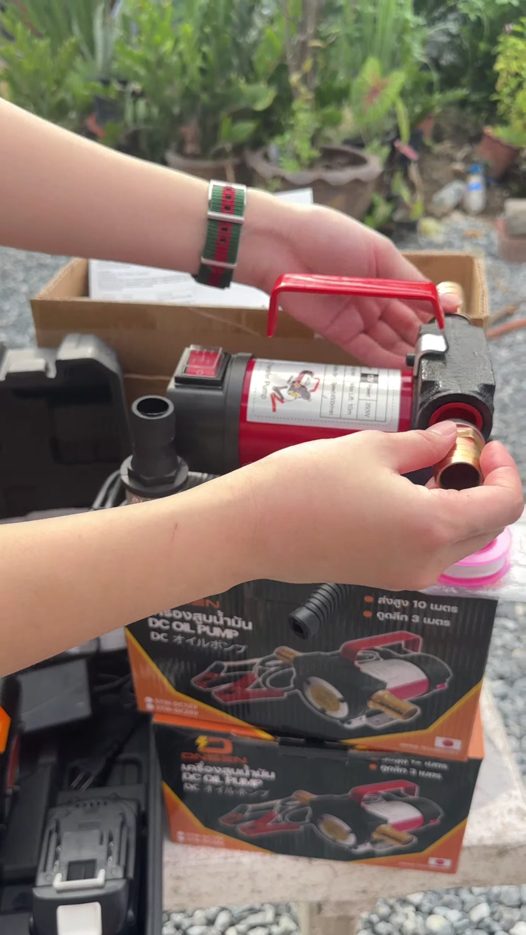 ปั๊มน้ำมัน DC ยี่ห้อ ONSEN มีให้เลือก 12V และ 24V และ 24V รุ่นไร้สาย