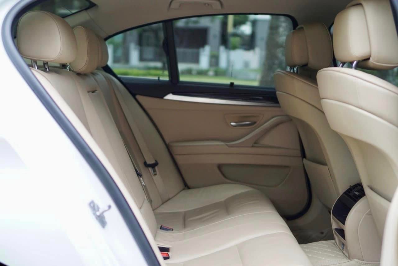 BMW 520I F10 ปี 2012