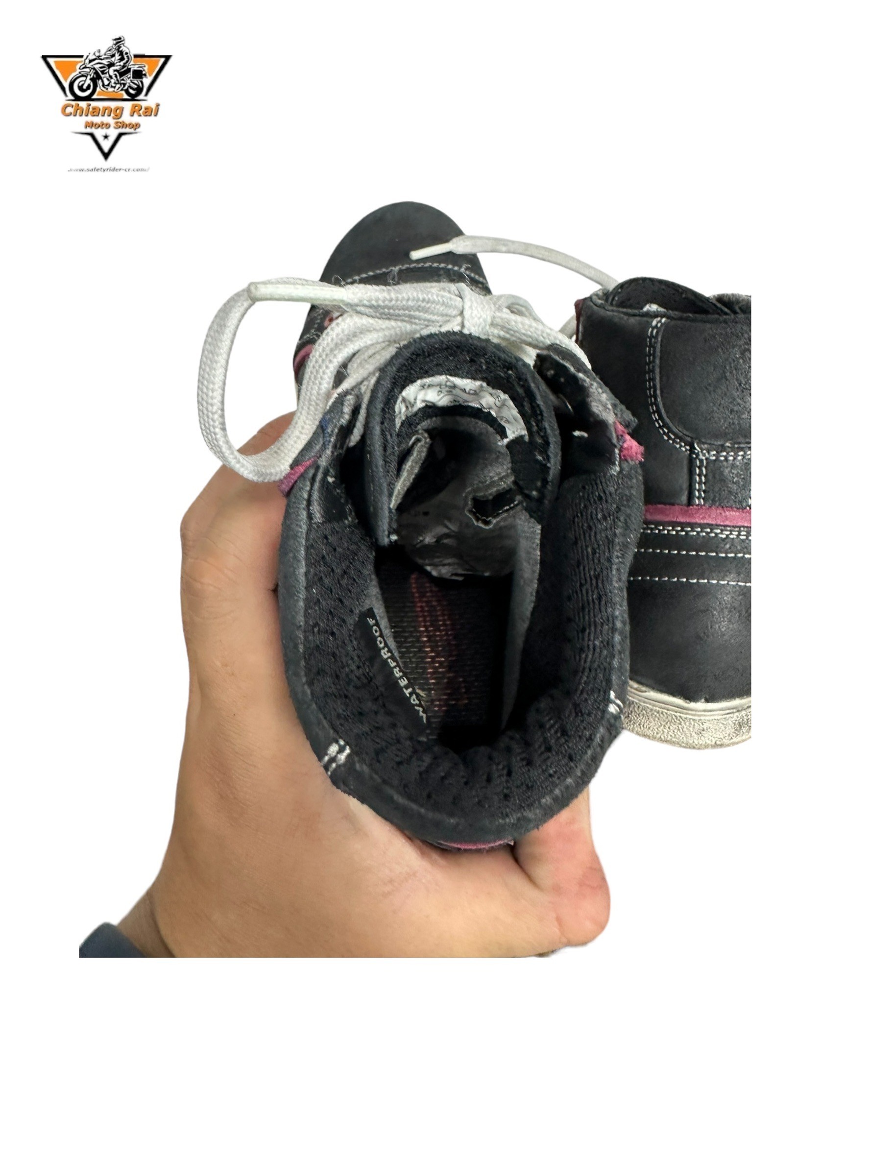 รองเท้าขี่มอเตอร์ไซด์( มือสอง) RCBS-489 Size ขนาดจากป้าย 37:EUR / 4:UK / 23.3:Cm.(TCX)