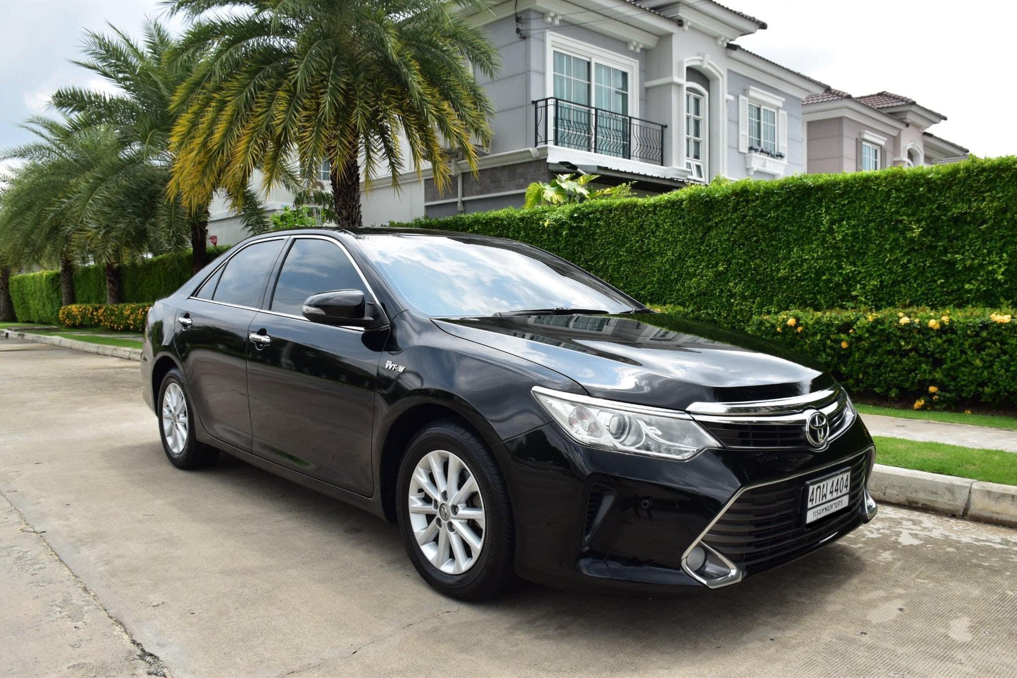 Toyota CAMRY 2.0G ปี2015