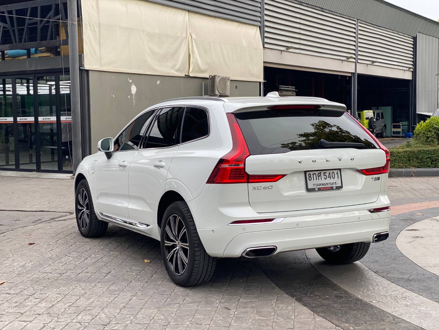 Volvo XC60 2.0 T8 Inscription 4wd SUV AT ปี 2019