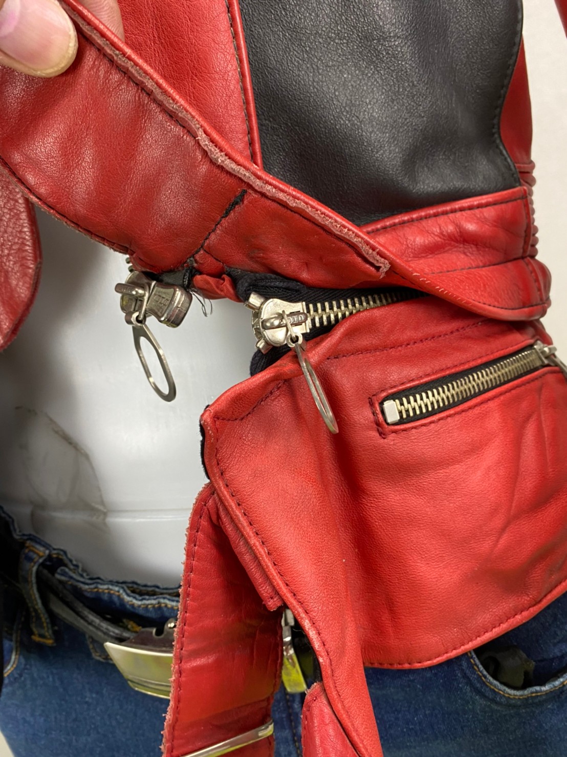 เสื้อการ์ดสำหรับขี่มอเตอร์ไซด์( มือสอง) RCSS 023: อก 38" ยาว 20" ** HARRO**