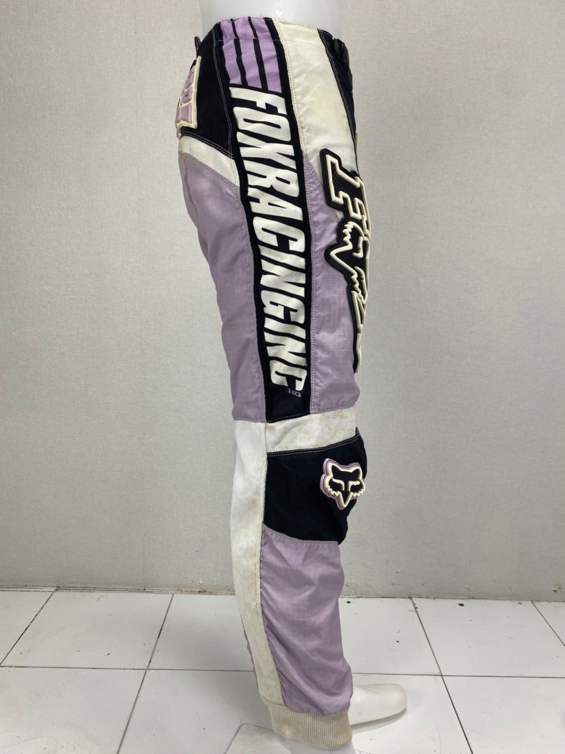 กางเกงขี่มอเตอร์ไซด์ ( มือสอง ) E&A 218: เอว 30" ยาว 27" **FOX**