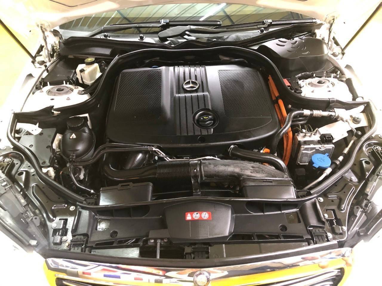 Mercedes Benz E300 BLUETEC ปี 2013