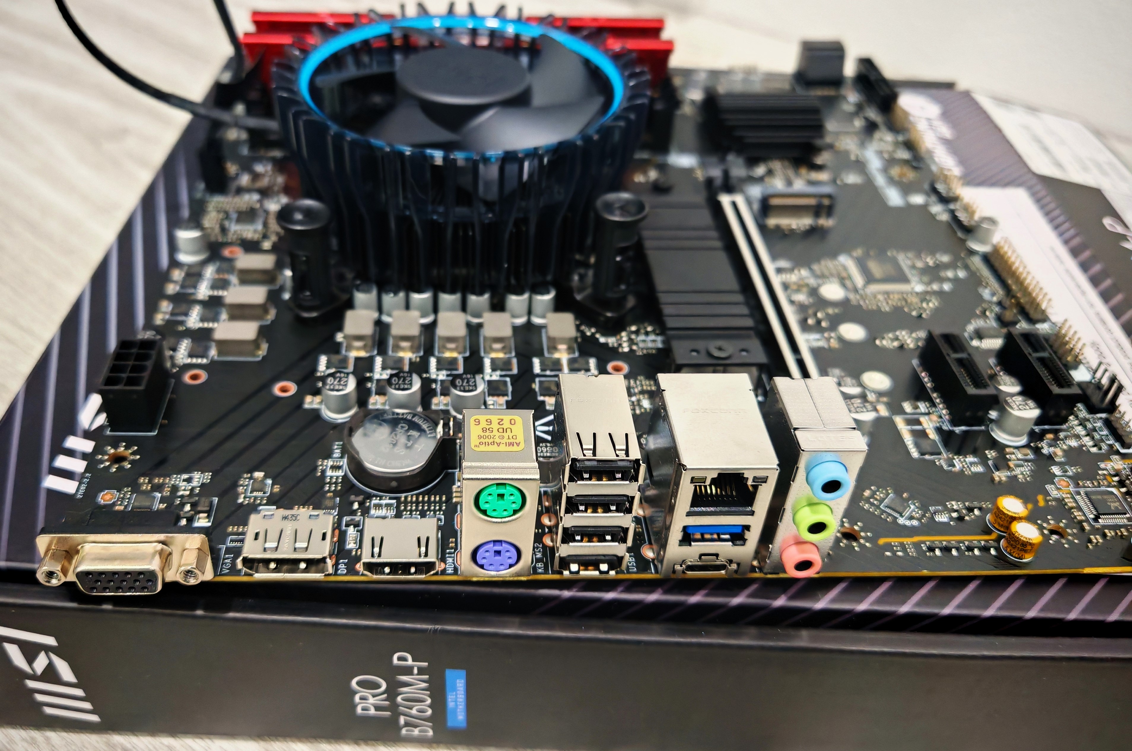เซ็ตมัดรวม บอร์ด B760M + i5 12400 + DDR5 32GB(16*2)/5200