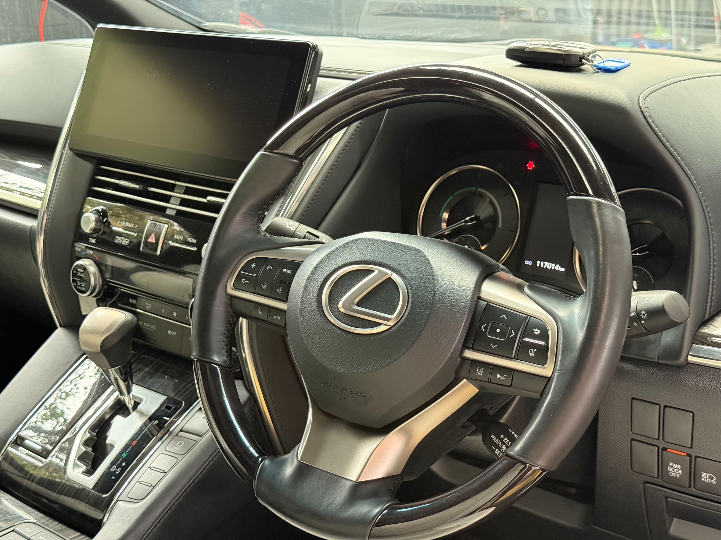 Lexus LM 300h Executive 4 seat ปี 2021