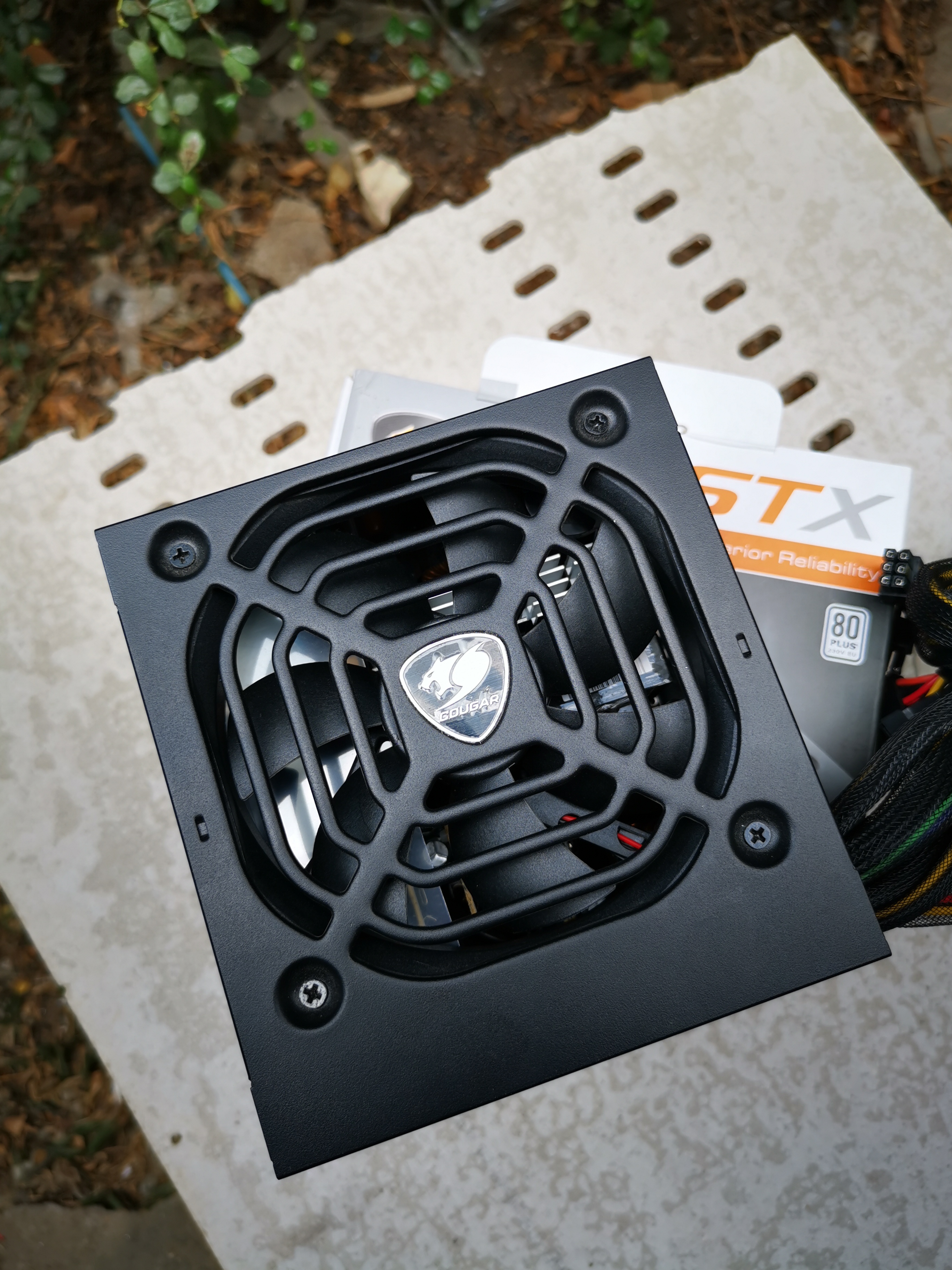PSU COUGAR STX 750W (80+)