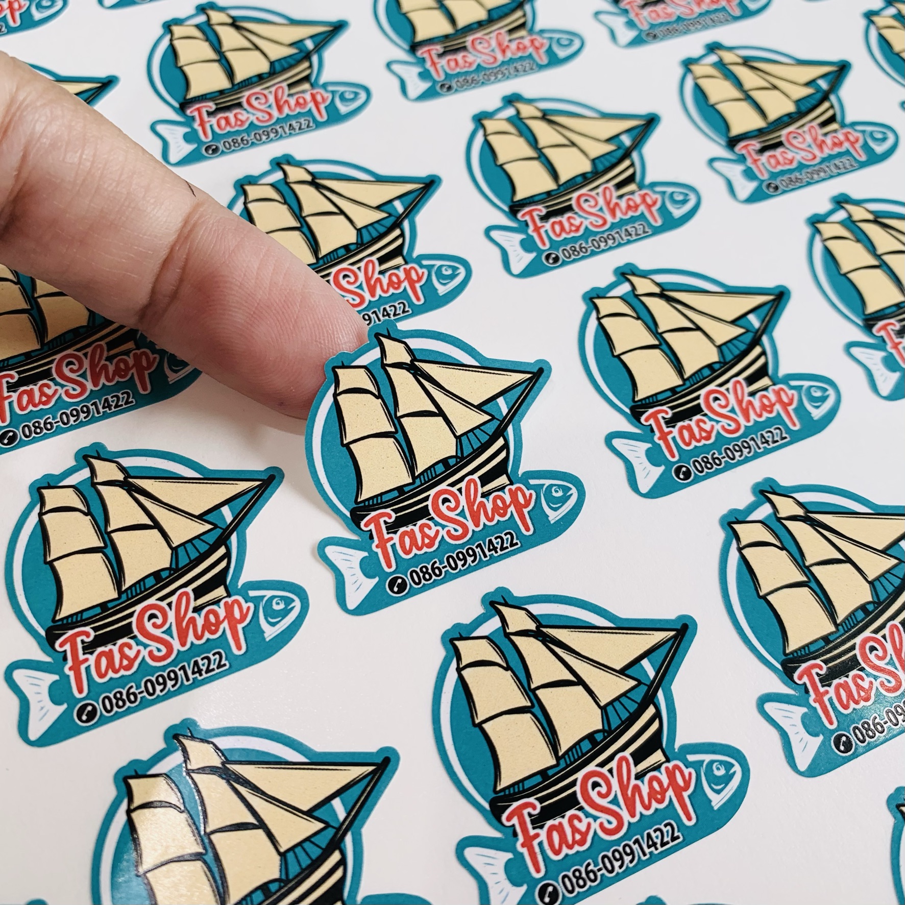 ฉลากสินค้าสติ๊กเกอร์พีพีขาวเงา