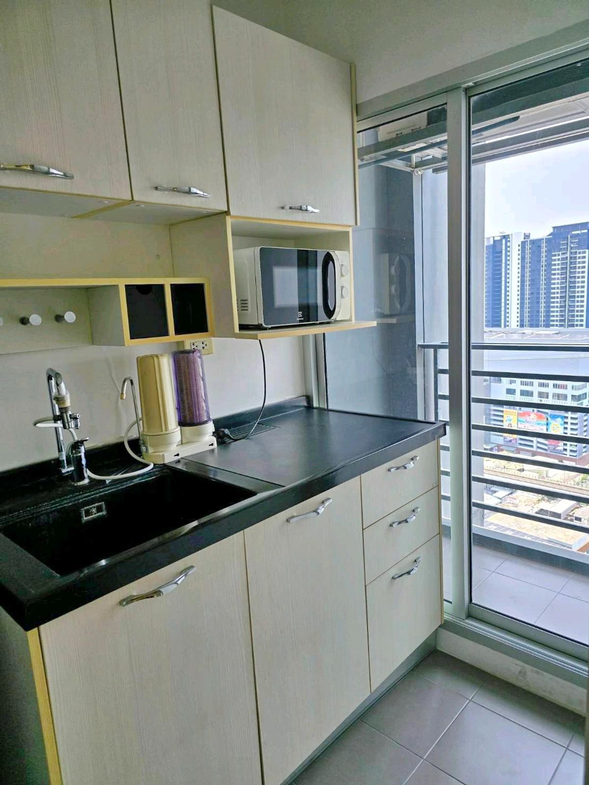 ให้เช่า เดอะทรี บางโพสเตชั่น วิว เจ้าพระยา มีเครื่องซักผ้าใหม่