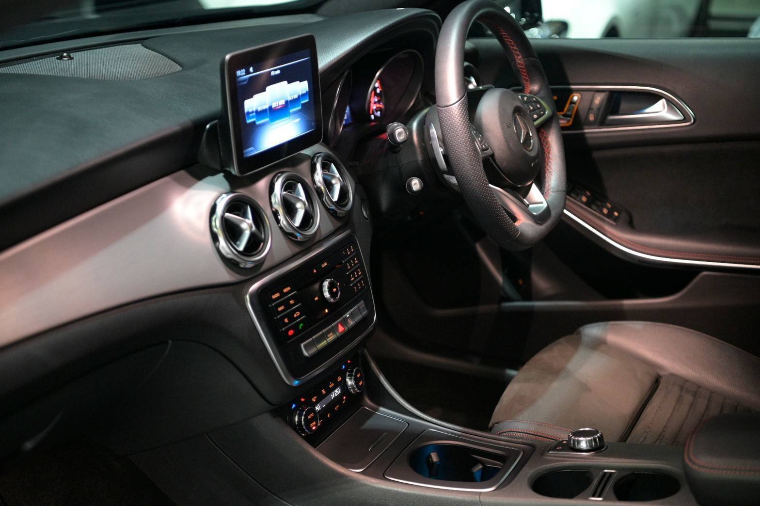 Mercedes-Benz GLA 250 AMG ปี 2019