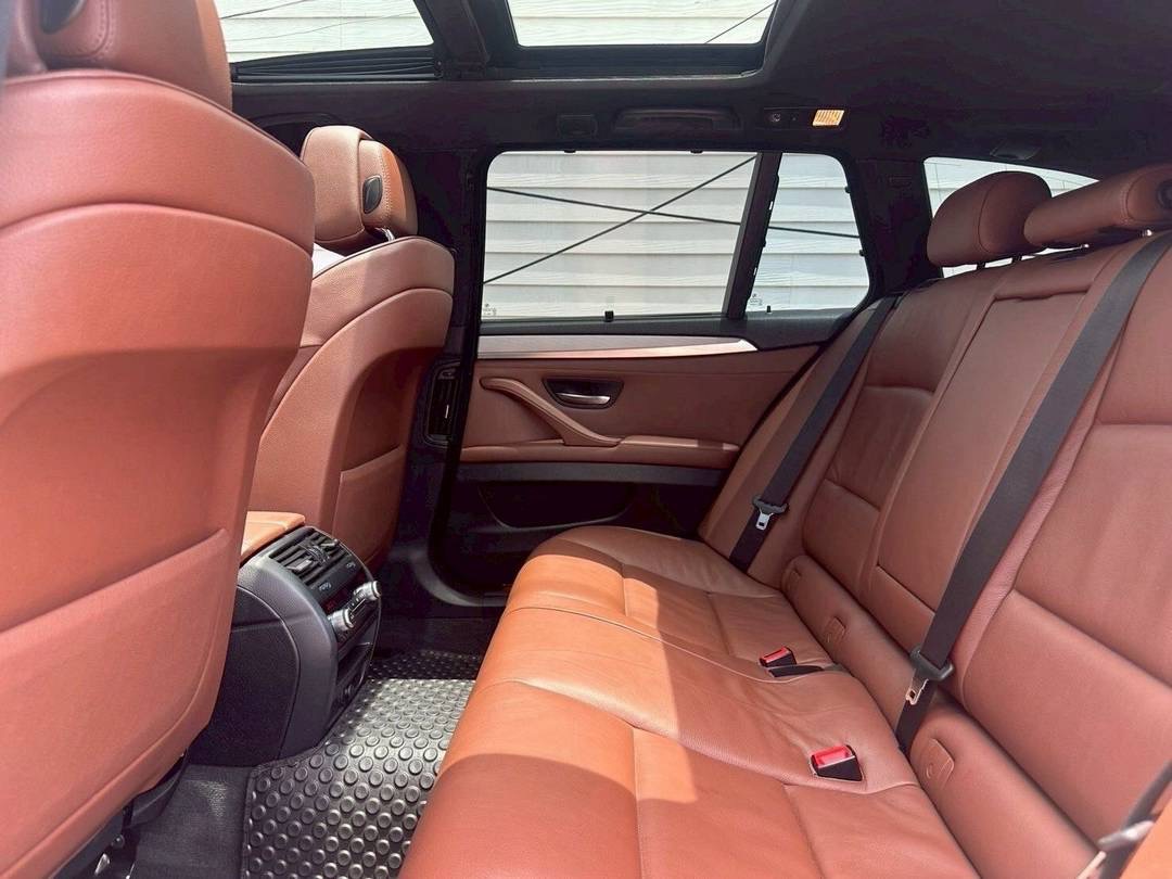BMW 520d Touring F11 สีขาว ปี 2012