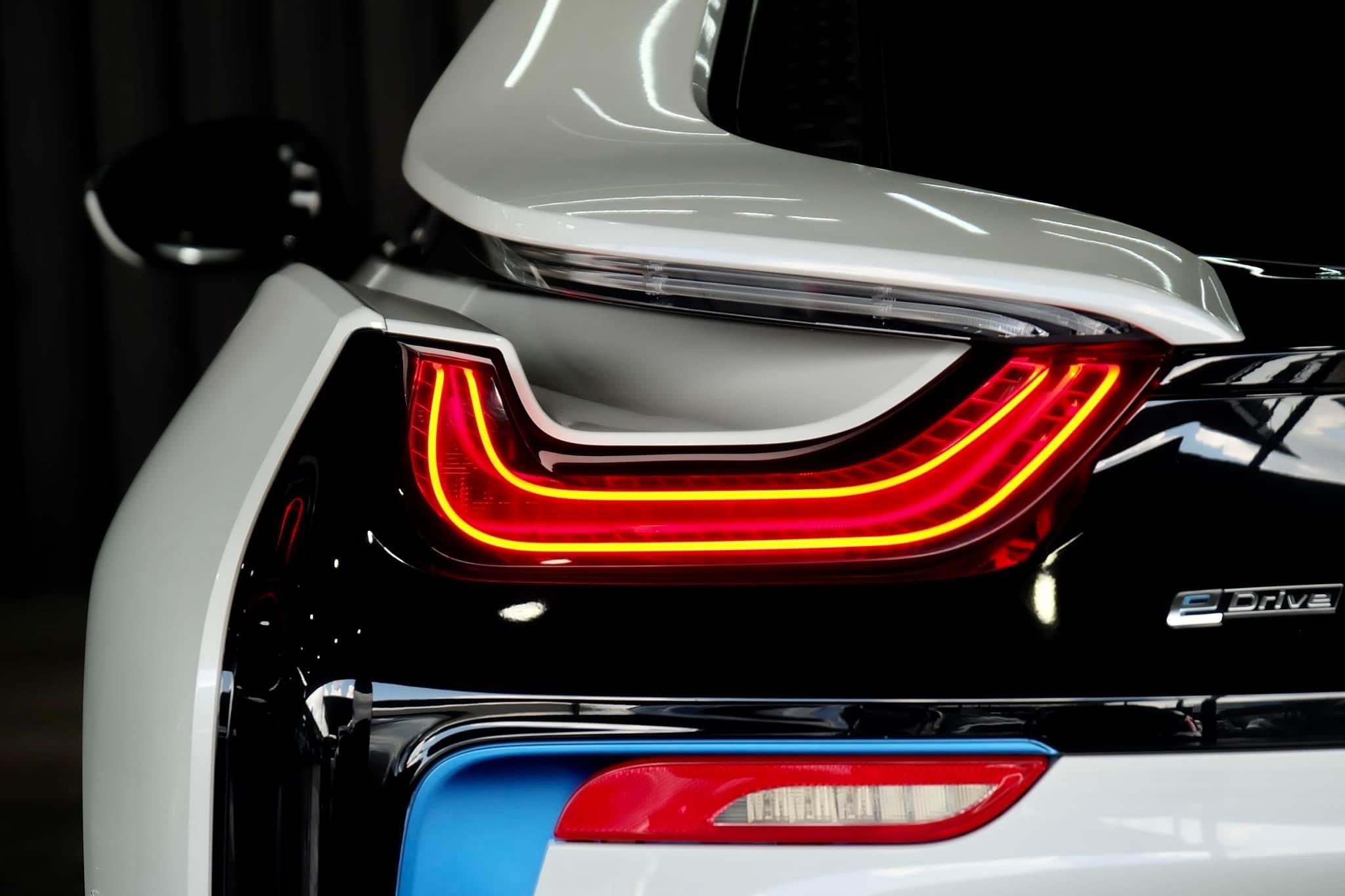 Bmw i8 Coupe Pure Impulse ปี 2015