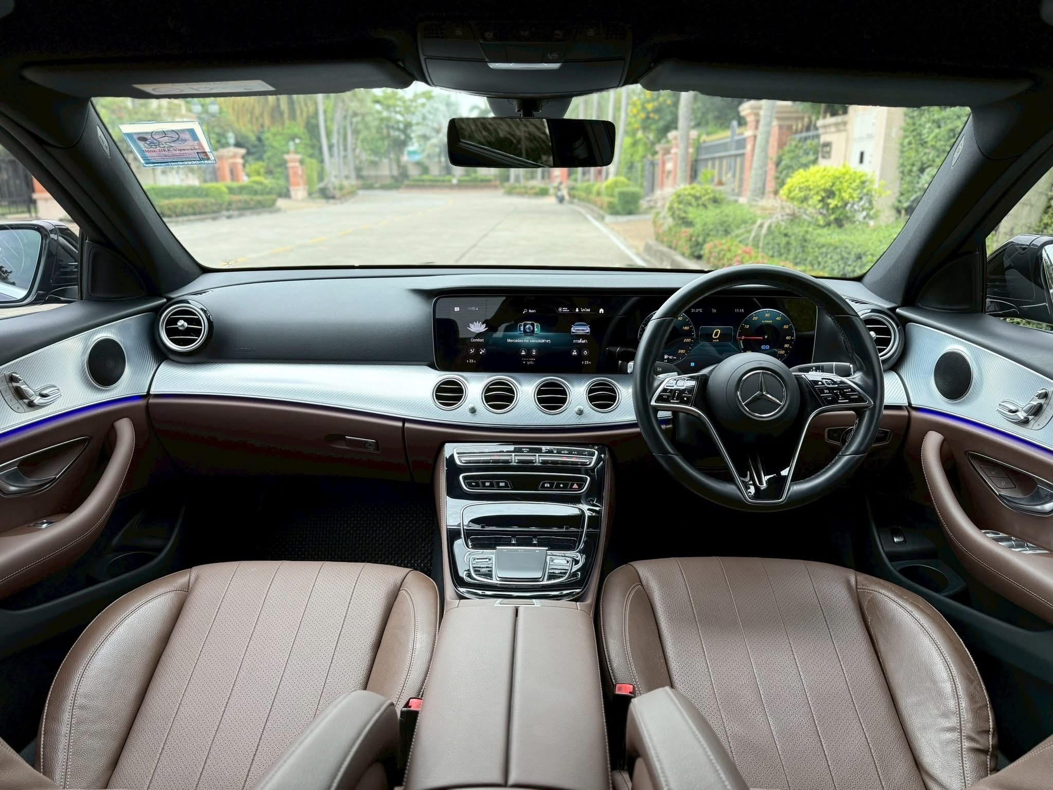 MERCEDES-BENZ E300e AVANTGARDE ปี 2022