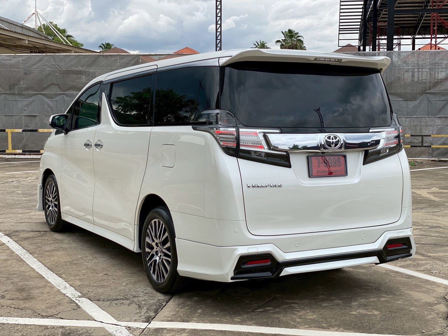 Toyota Vellfire 2.5 ZG ปี 2015
