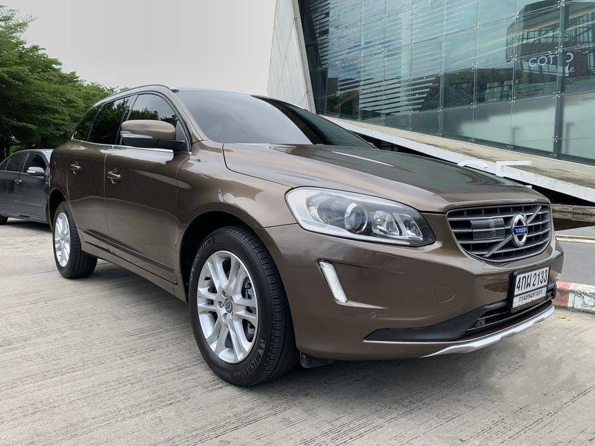 Volvo XC60 2.0 D4 SUV ปี 2015