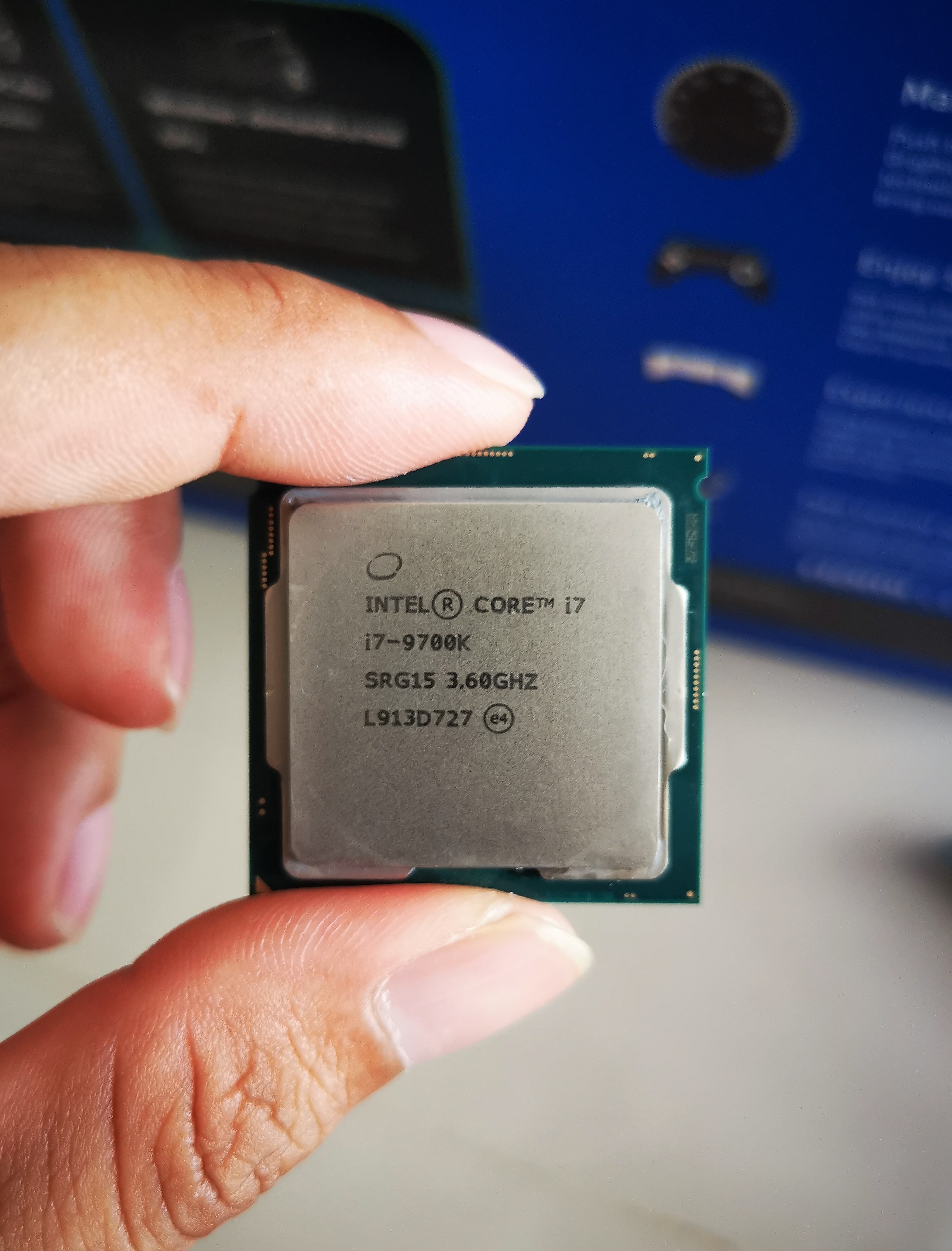 i7 9700K