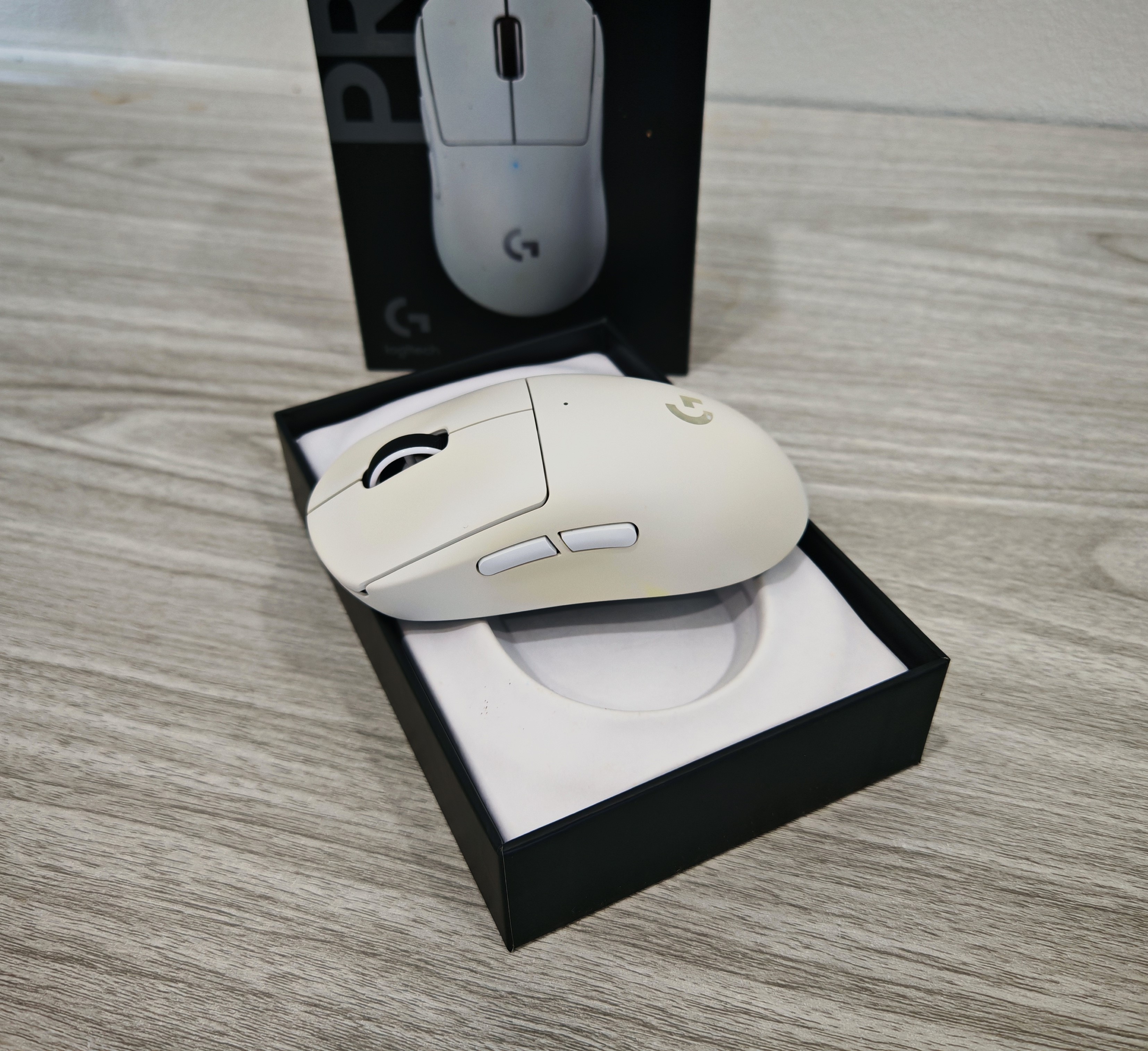 เมาส์เกมมิ่งไร้สาย Logitech G PRO X SUPERLIGHT 2