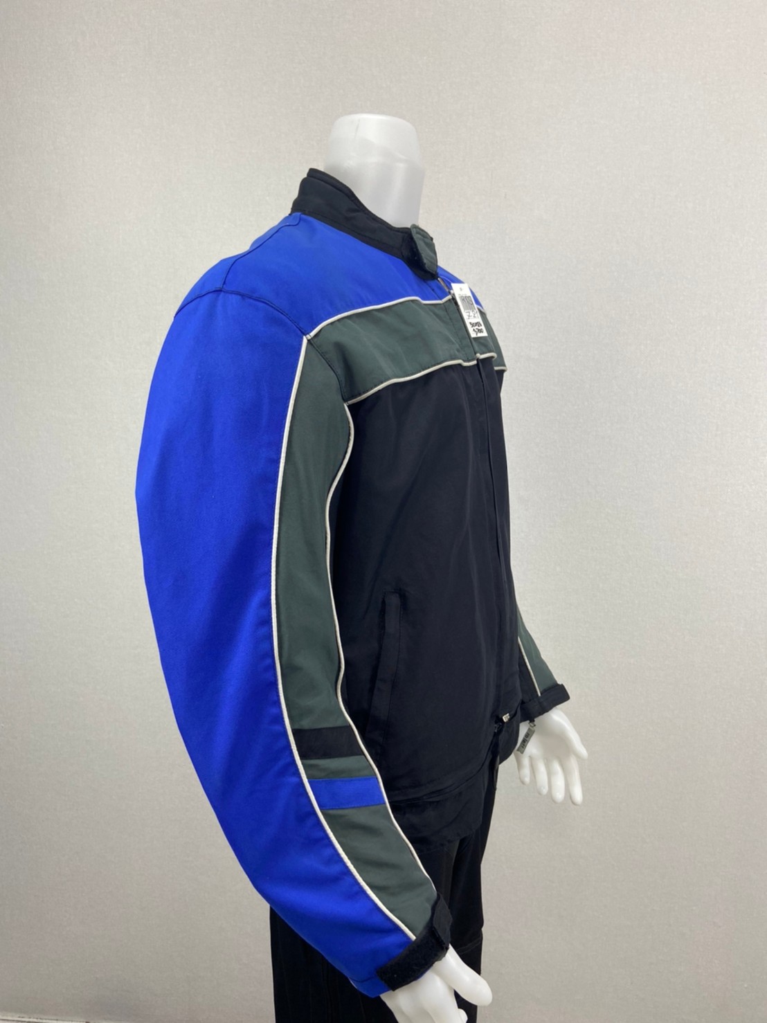 เสื้อขี่มอเตอร์ไซด์( มือสอง) RCS 721: อก 50" ยาว 26" ** roleff**