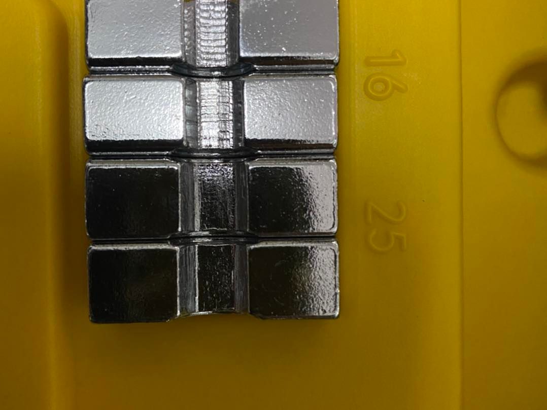 คีมย้ำหางปลาไฮดรอลิค YQK-120 ยี่ห้อ Act