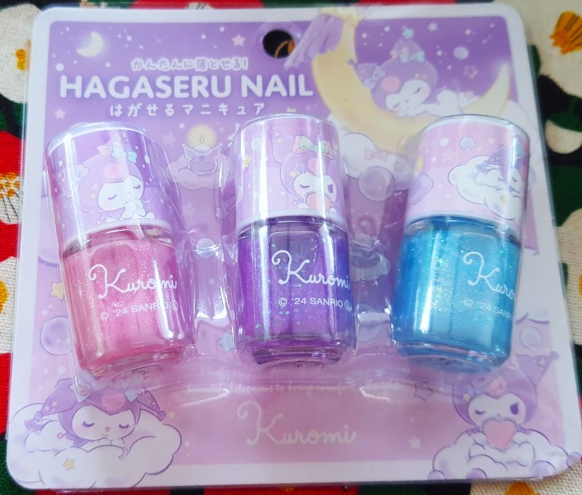 Sanrio Hagaseru NAIL Set ยาทาเล็บ ซานริโอ้ ของแท้จากญี่ปุ่น สามรถ ลอกออกมาได้ สี + ขวด สวยมากๆ 1 แพ๊ค มี 3 ขวด Kuromi คุโรมิ SHOBIDO