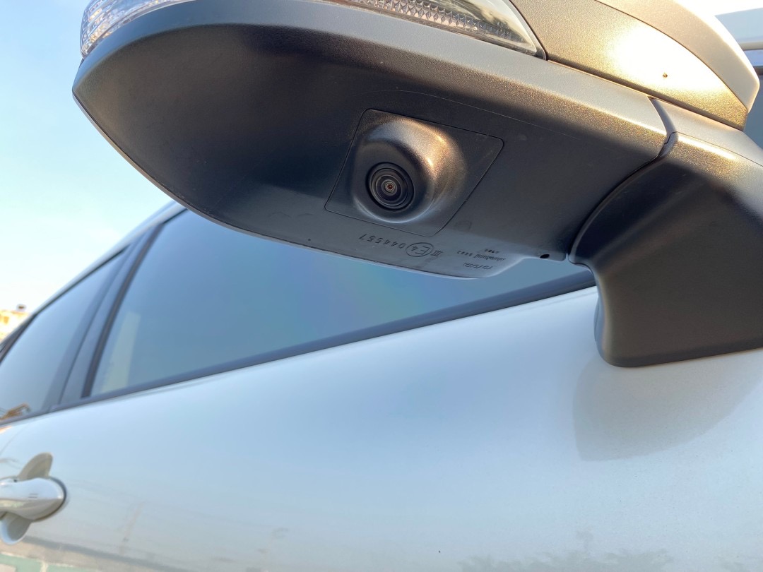 Toyota Cross Hybrid Premium Safety ปี 2020