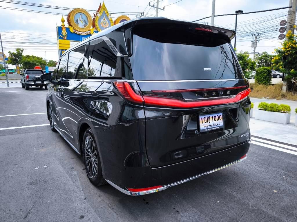 LEXUS LM350h 2.5 Executive 4WD 7 Seats Van ปี 2024