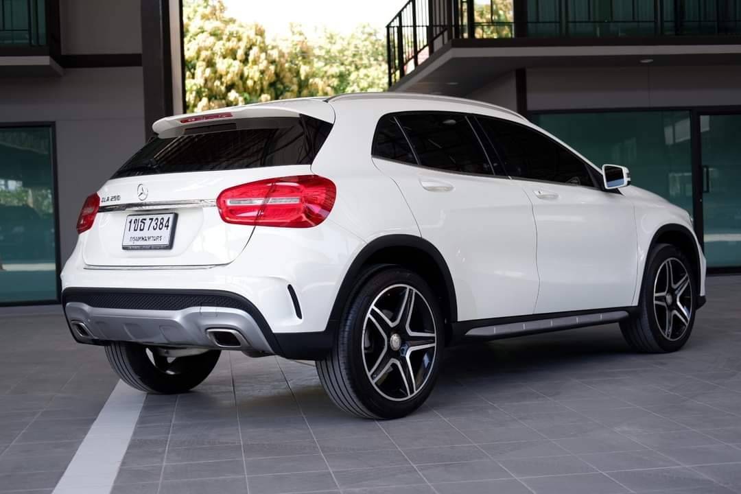 Mercedes-Benz GLA 250 AMG Dynamic ปี 2017