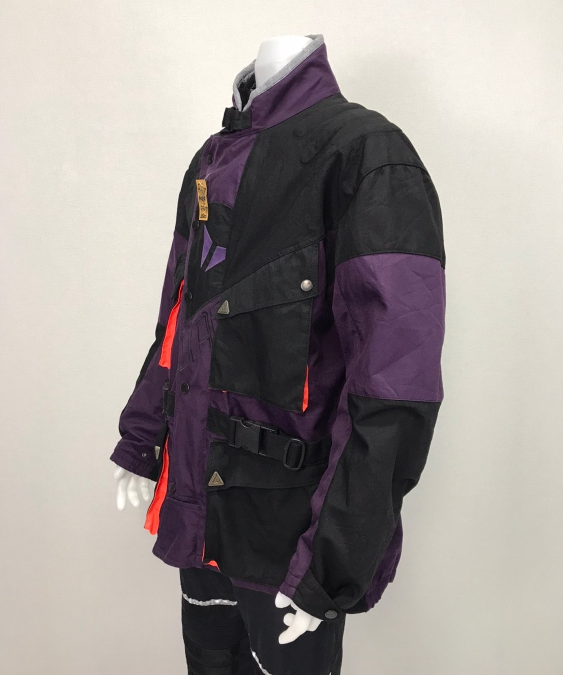 เสื้อขี่มอเตอร์ไซด์( มือสอง) RCT 948 อก 54" ยาว 31" ยี่ห้อ**DAINESE**