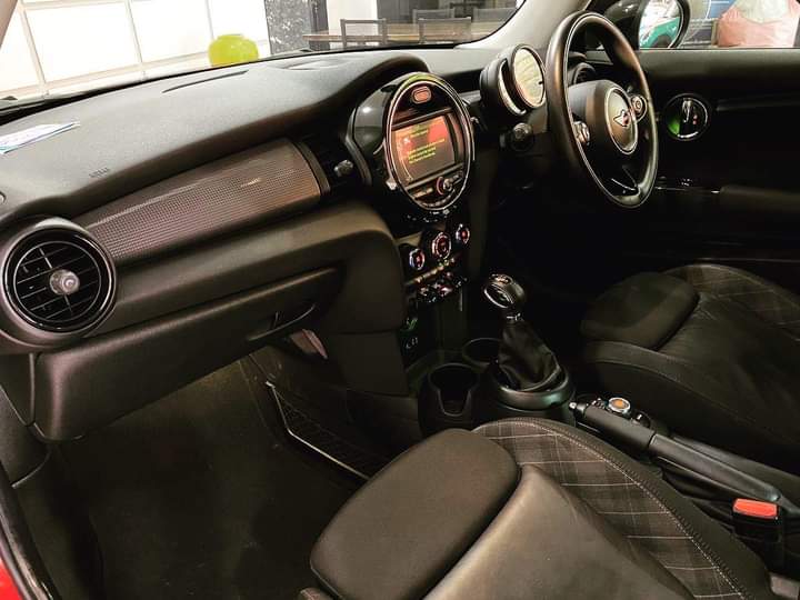 Mini Cooper D RHD 1.5 V3 Turbo F56 ปี 2016