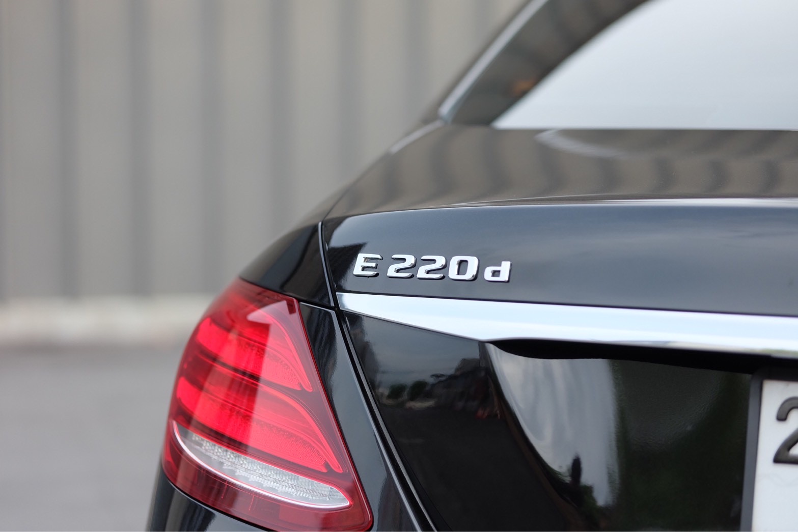Mercedes Benz E220d AMG DYNAMIC (W213) ปี 2017