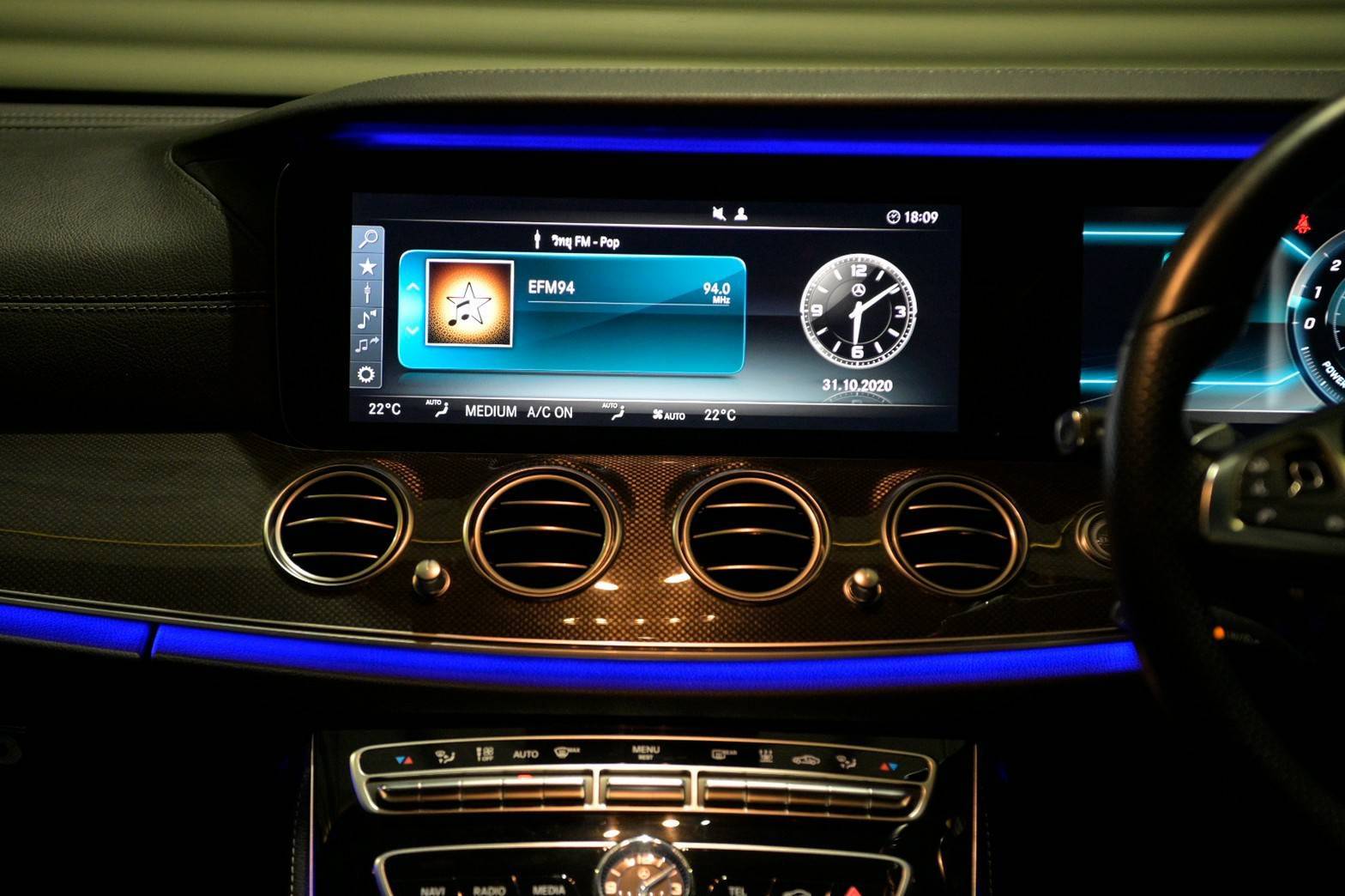 Mercedes-Benz E350e AMG ปี 2018