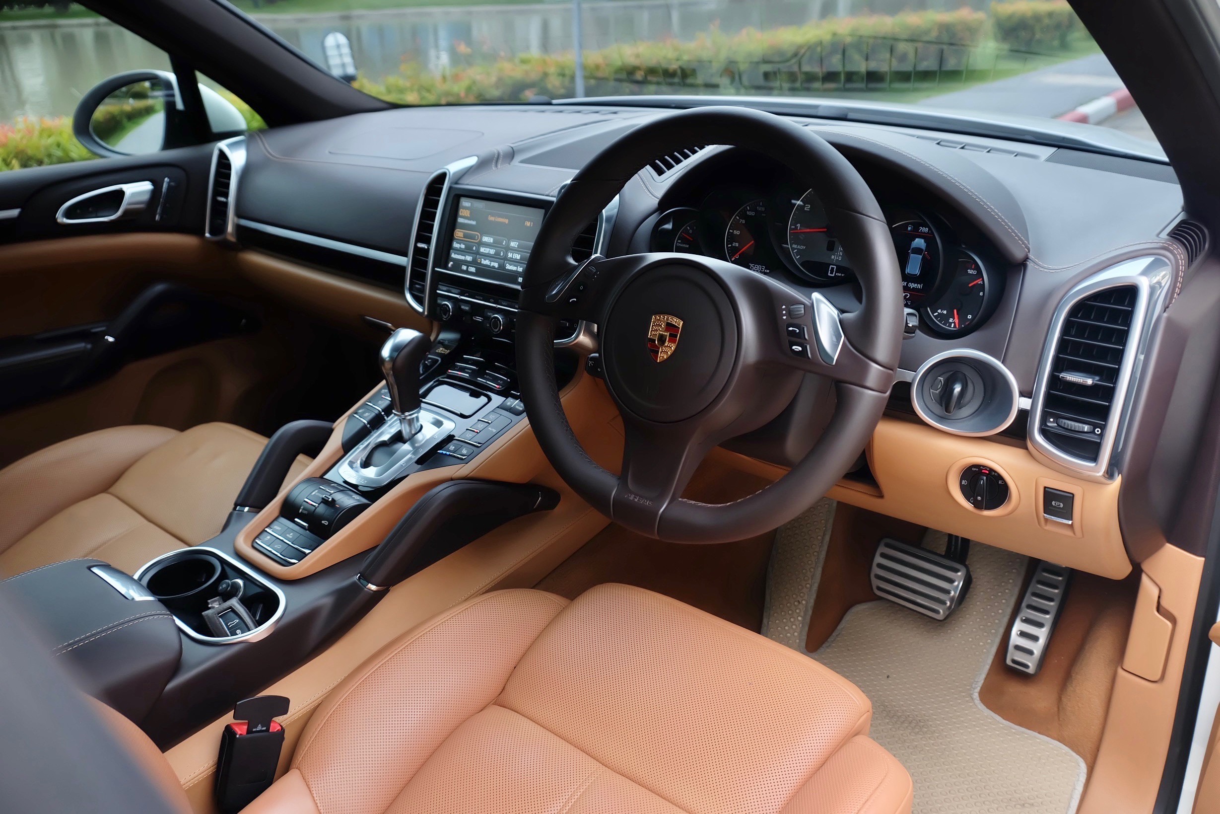Porsche Cayenne S 3.0 V6 Hybrid ปี 2013