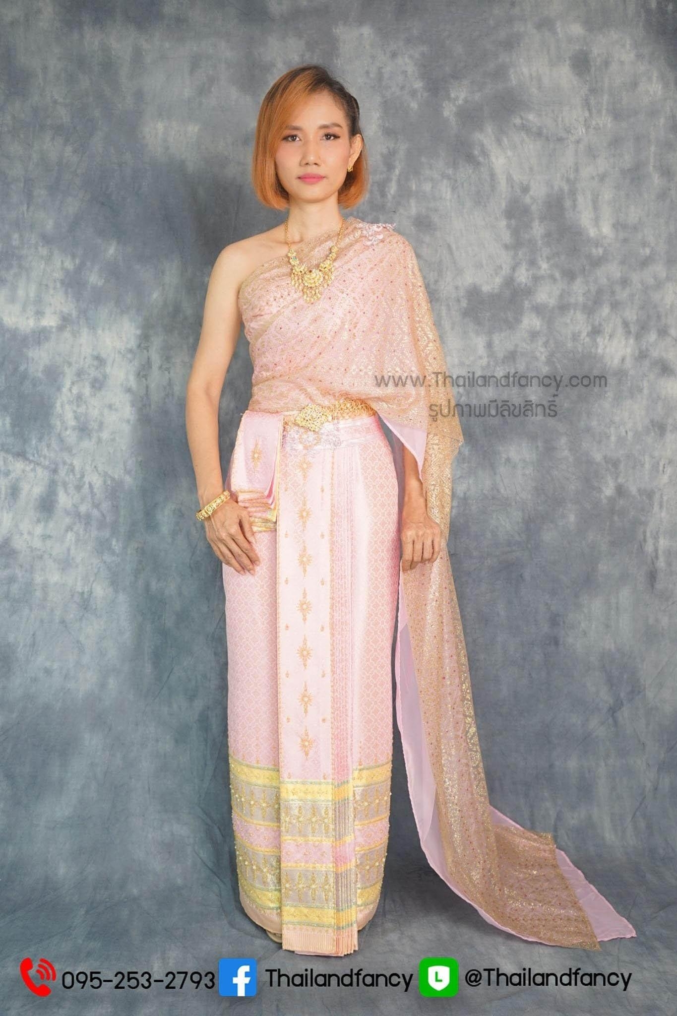 ชุดไทยจักรี ชุดไทยย้อนยุค ชุดไทยประยุกต์ ชุดไทยสีพาสเทล ชุดไทยผู้หญิงสีชมพู ชุดไทยเจ้าสาวสไบผ้าชีฟองลายไทยสีชมพูผ้าถุงจีบหน้านาง 9 ชั้น
