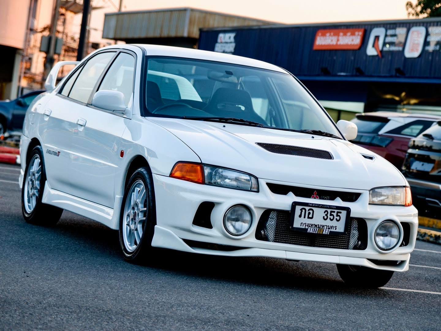 Mitsubishi Lancer Evolution IV GSR แท้ปี 1997 ( CN9A )