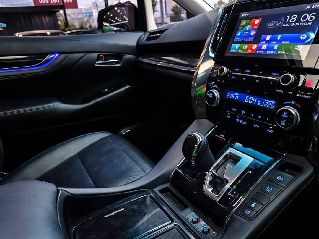 TOYOTA Velfire 2.5 ZG PACKAGE ปี 2018
